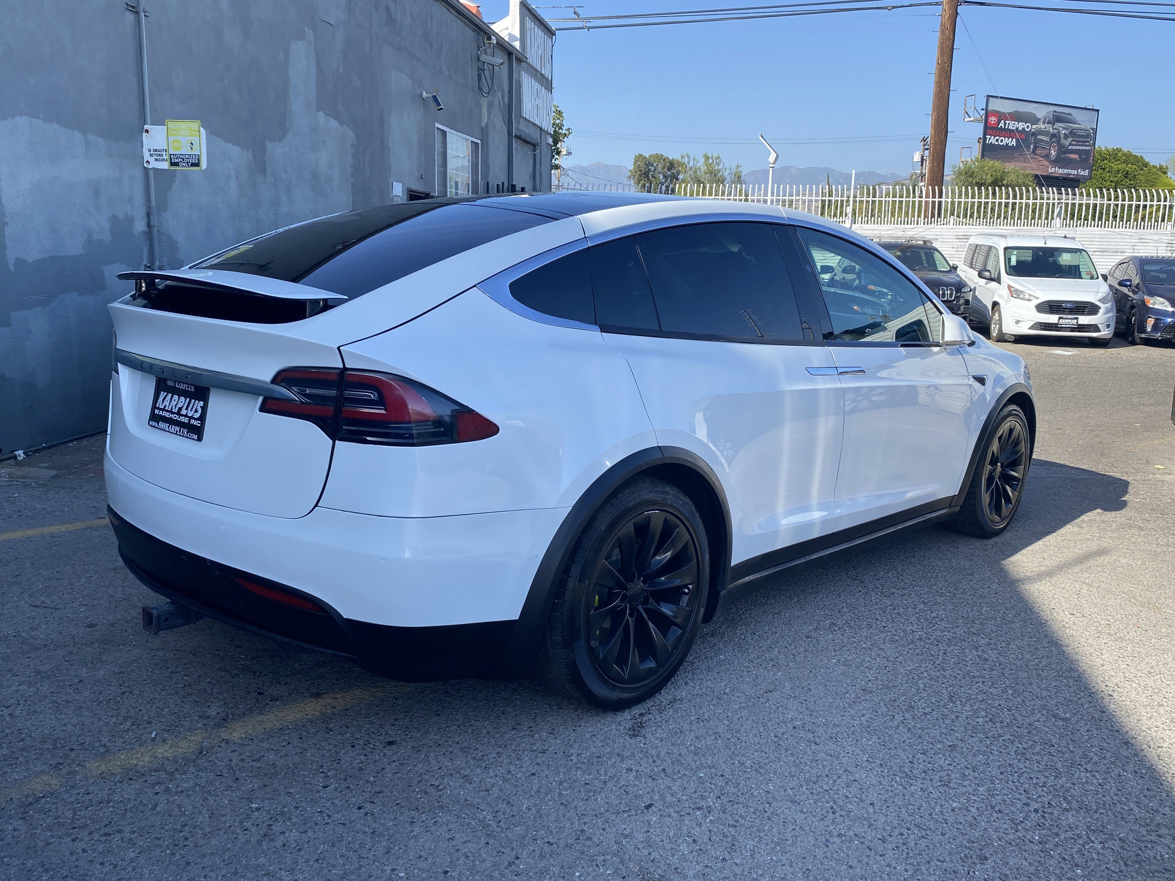 Used 2018 Tesla Model X 75D AWD/4WD image 10