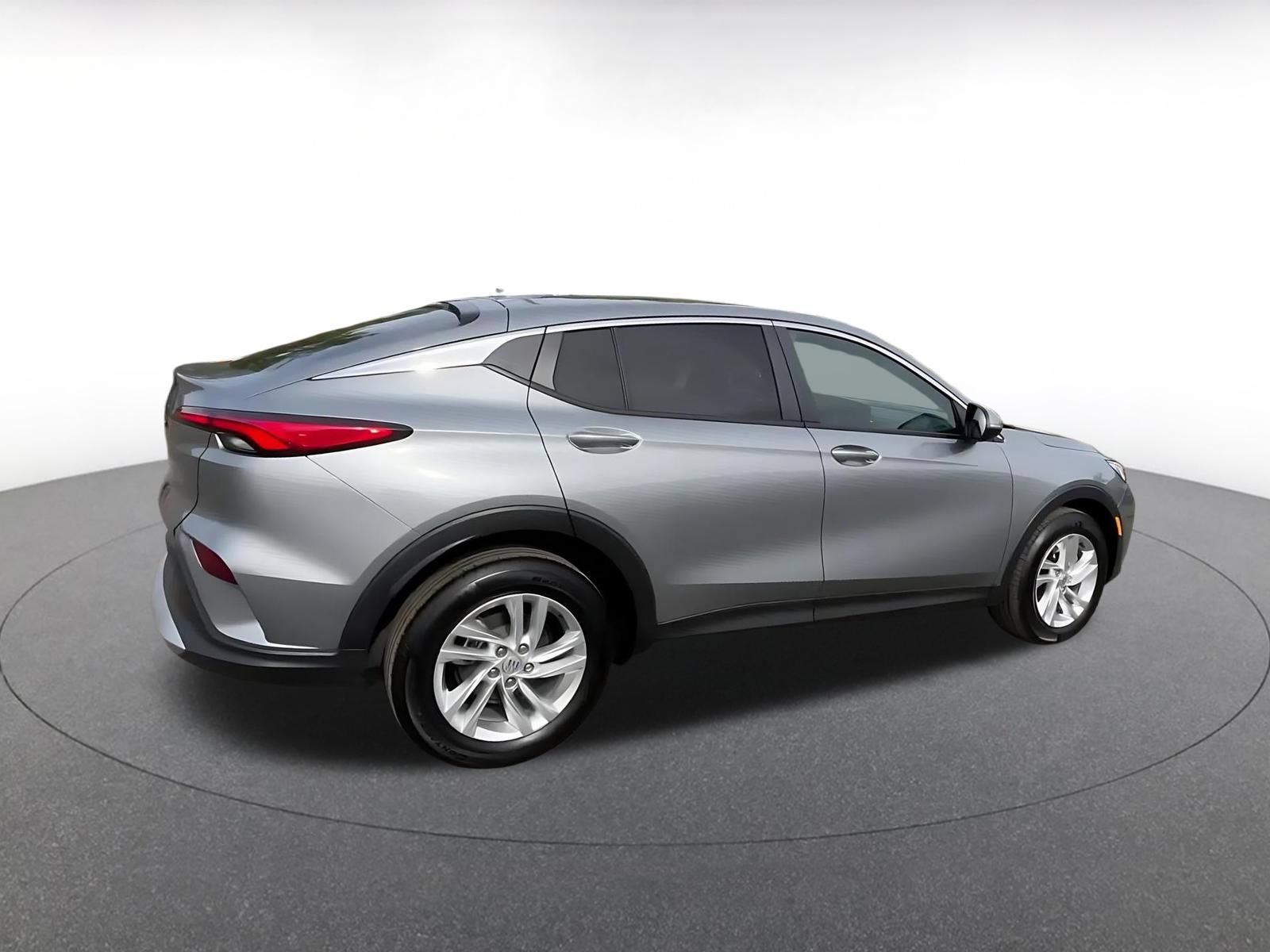 Used 2025 Buick Envista Sport Touring FWD image 12