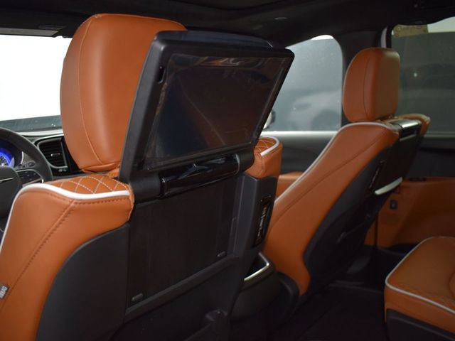 New 2026 Chrysler Pacifica Pinnacle image 32