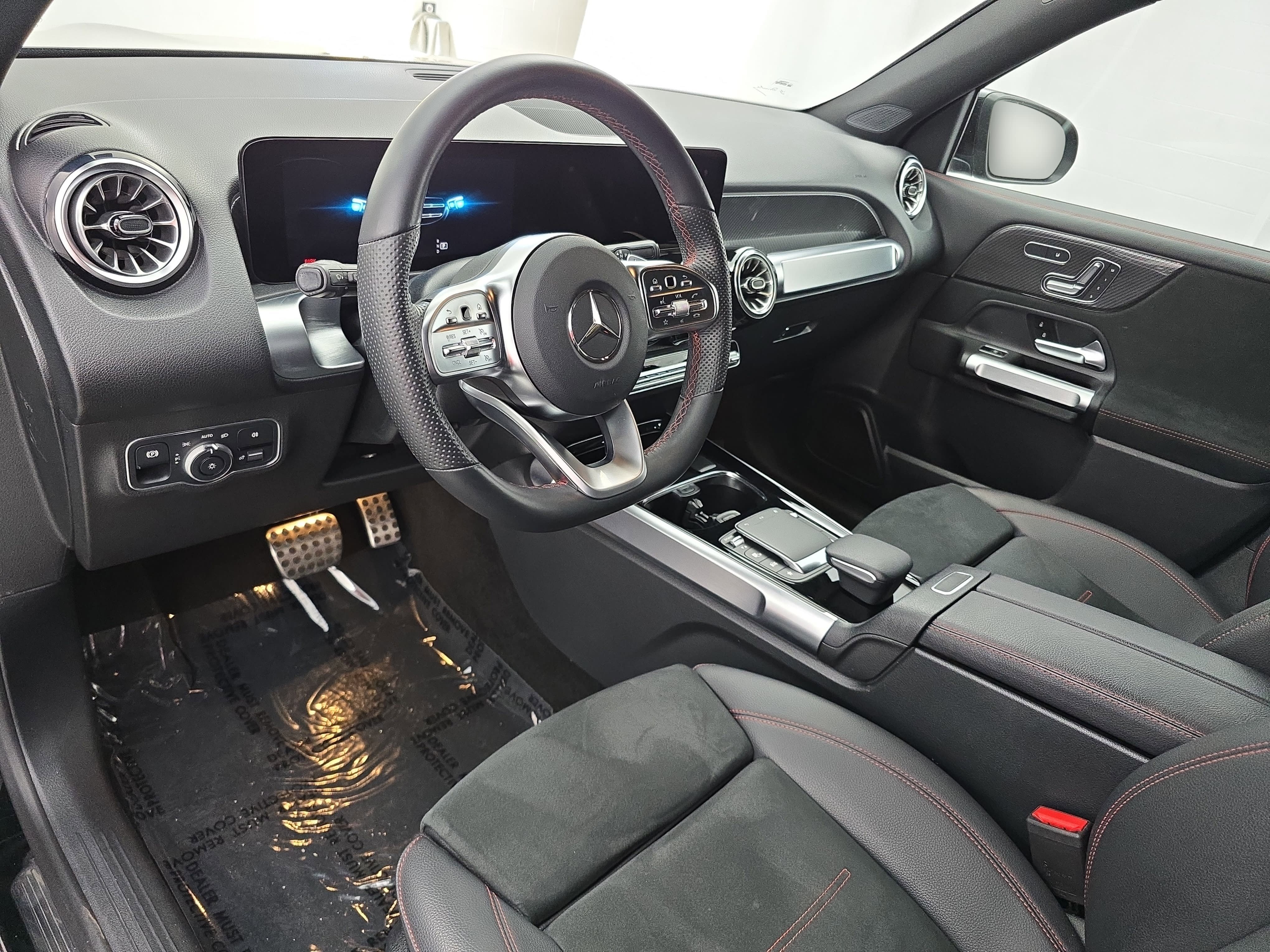 Certified 2023 Mercedes-Benz GLB 250 image 16