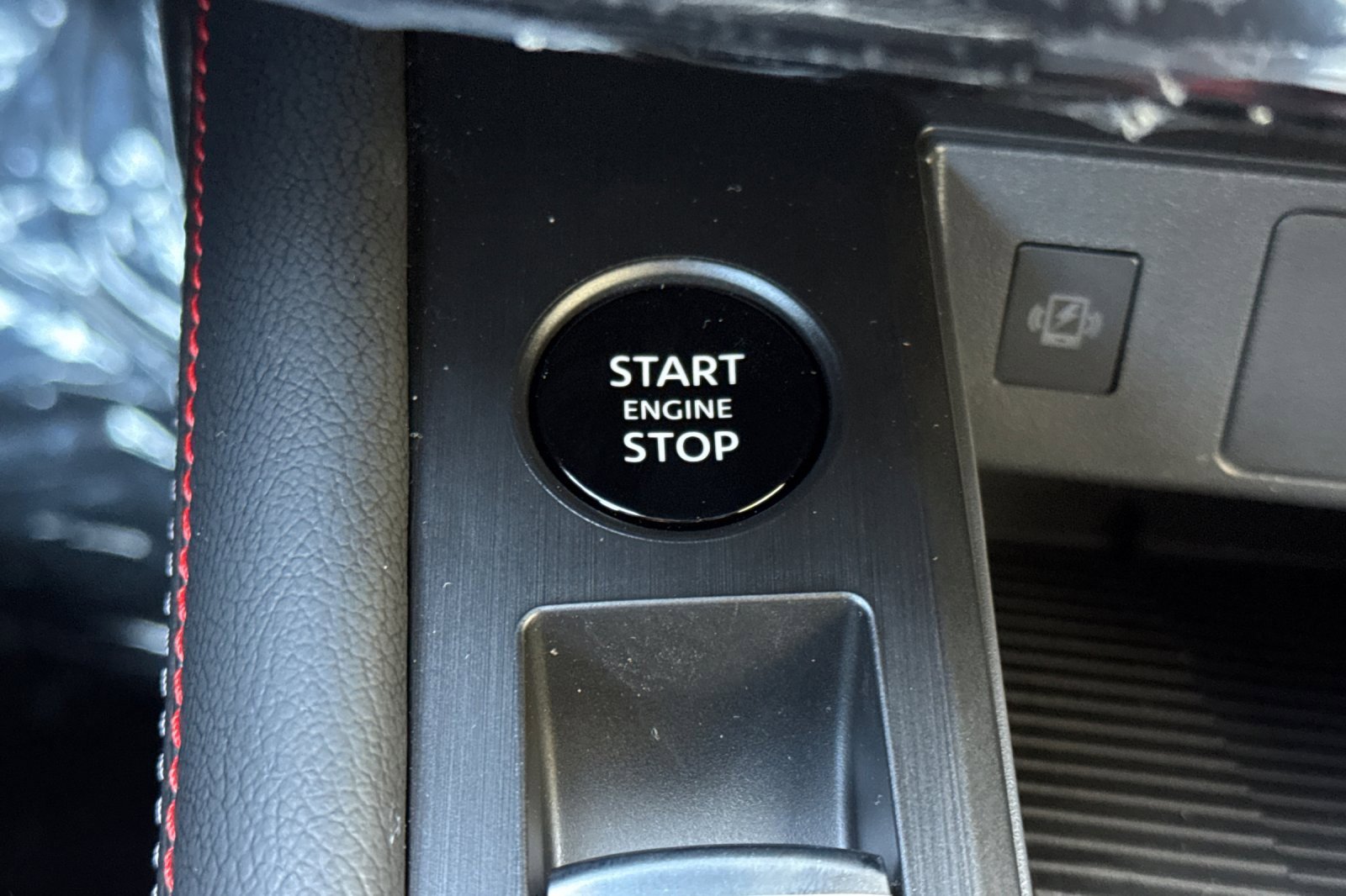 New 2026 Nissan Kicks SR image 19