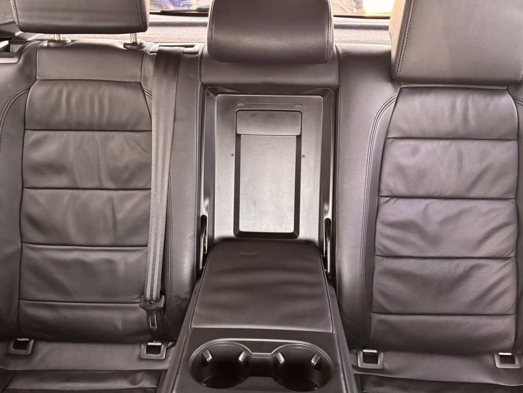 Used 2013 Volkswagen Golf R 4-Door image 19