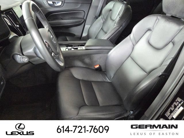 Used 2022 Volvo XC60 B5 Momentum AWD/4WD image 19