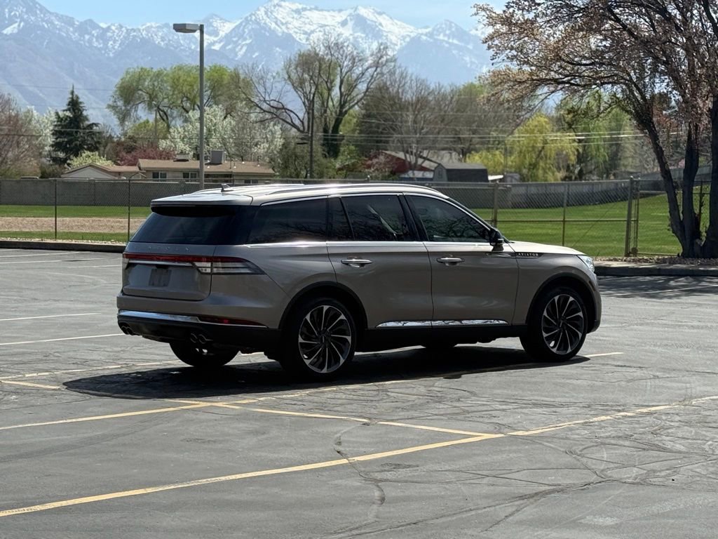 Used 2020 Lincoln Aviator Reserve w/ Equipment Group 202A image 5