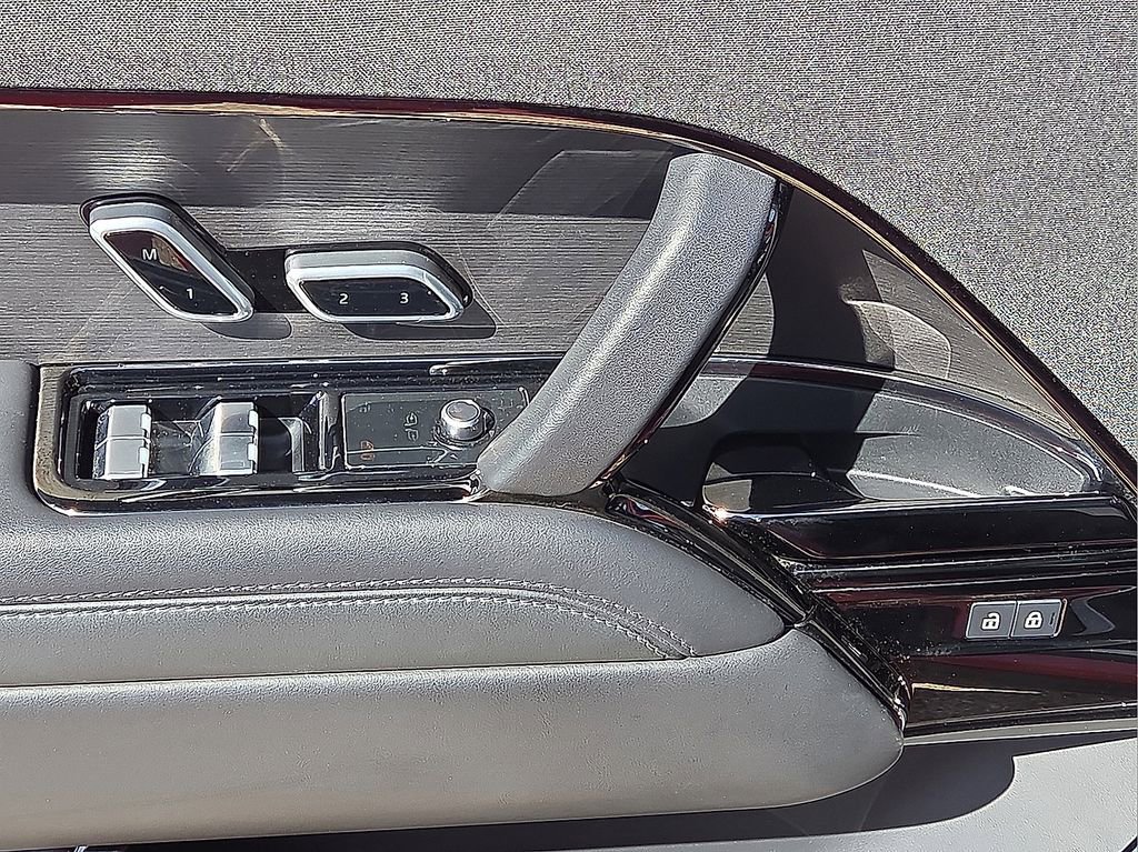 Used 2023 Land Rover Range Rover Sport SE Dynamic image 22