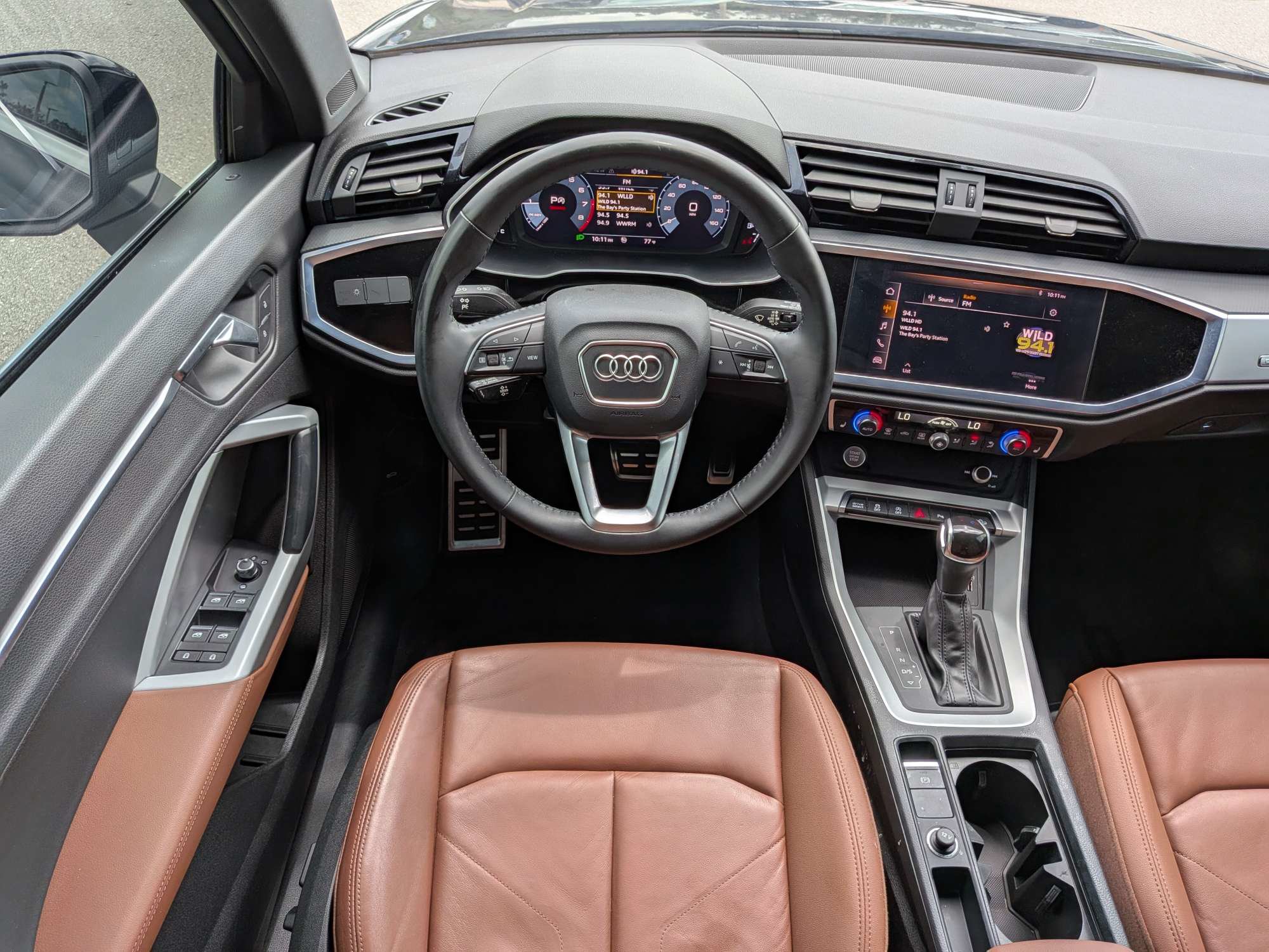 Used 2020 Audi Q3 2.0T Premium w/ Convenience Package AWD/4WD image 20
