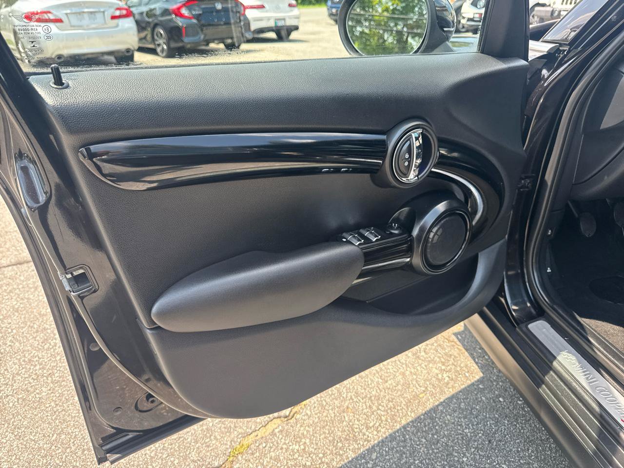 Used 2018 MINI Cooper S FWD image 22