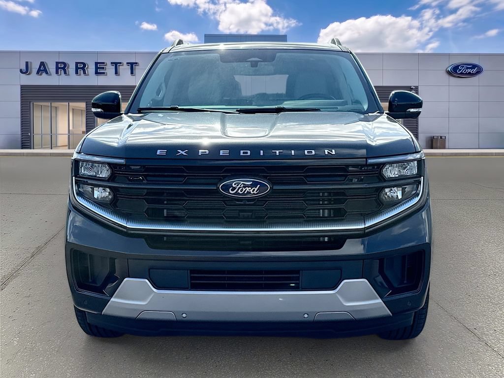 New 2026 Ford Expedition Max Platinum w/ Platinum Ultimate Package AWD/4WD image 2