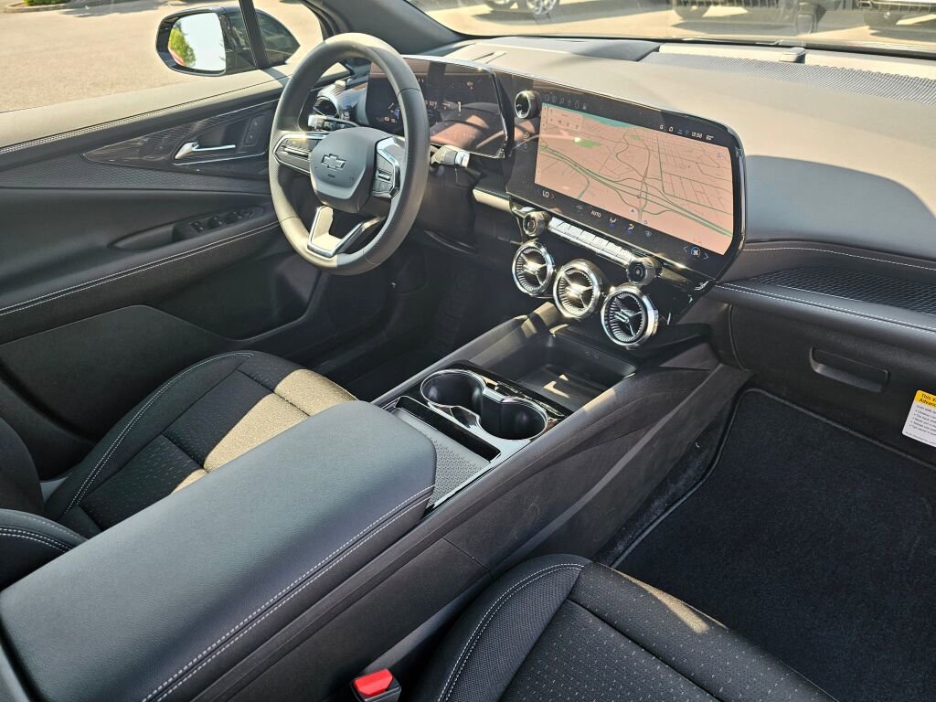 New 2025 Chevrolet Blazer EV LT w/ Midnight/Sport Edition image 27