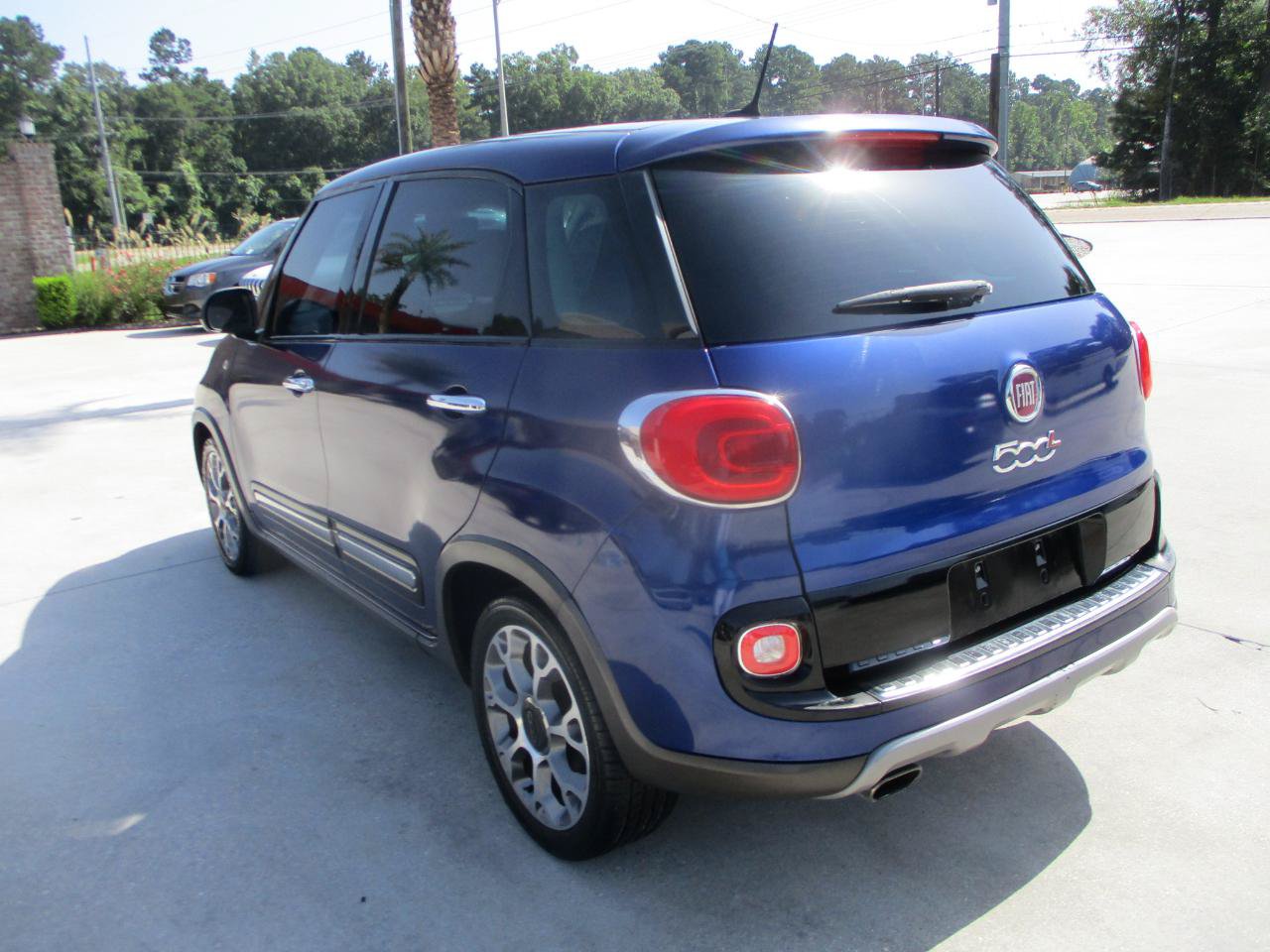 Used 2015 FIAT 500L Trekking FWD image 27