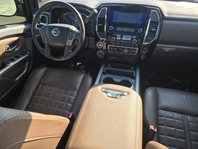 Used 2021 Nissan Titan Platinum Reserve w/ Moonroof Package image 43