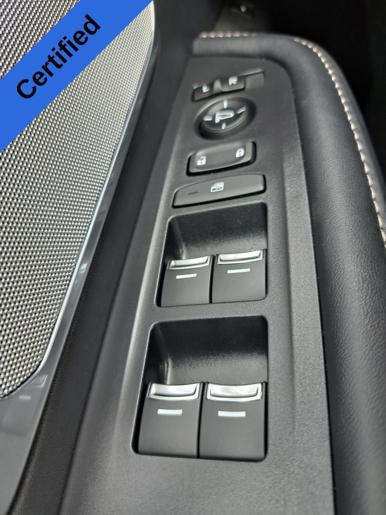 Used 2025 Acura RDX w/ Technology Package image 16