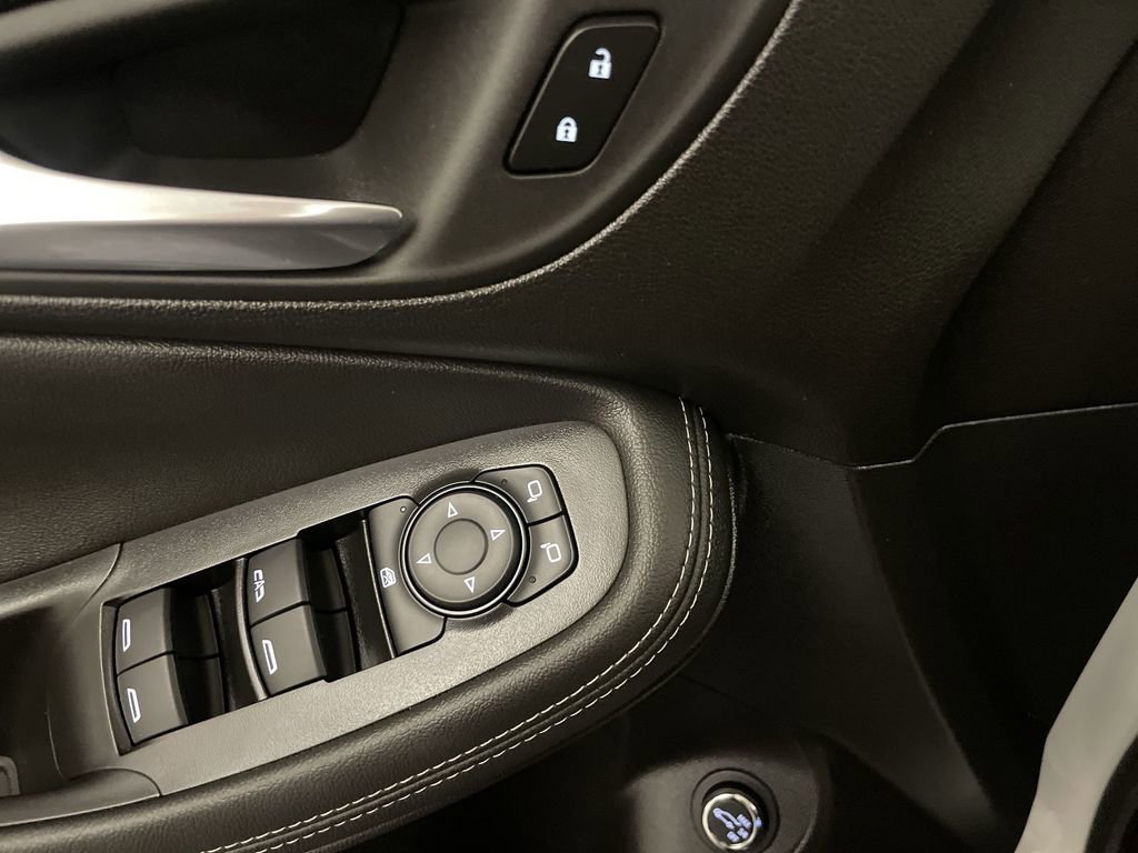 Used 2025 Buick Encore GX Preferred w/ Comfort Package image 16