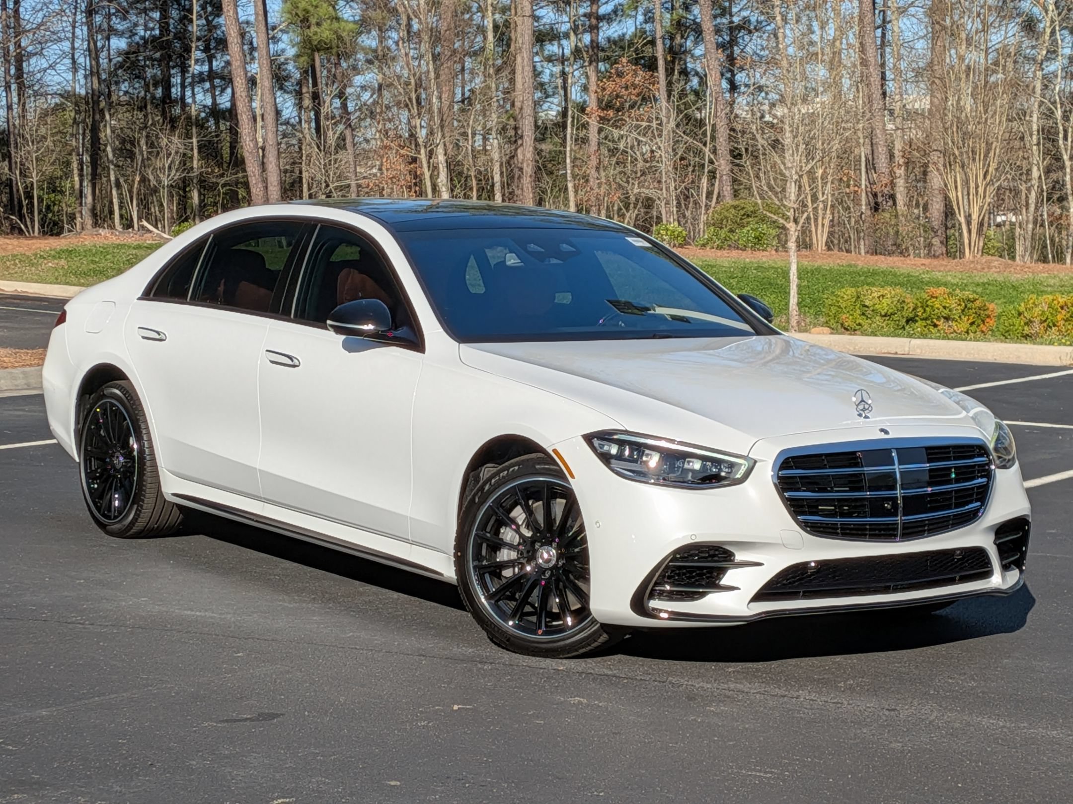 New 2026 Mercedes-Benz S 580 4MATIC Sedan image 2