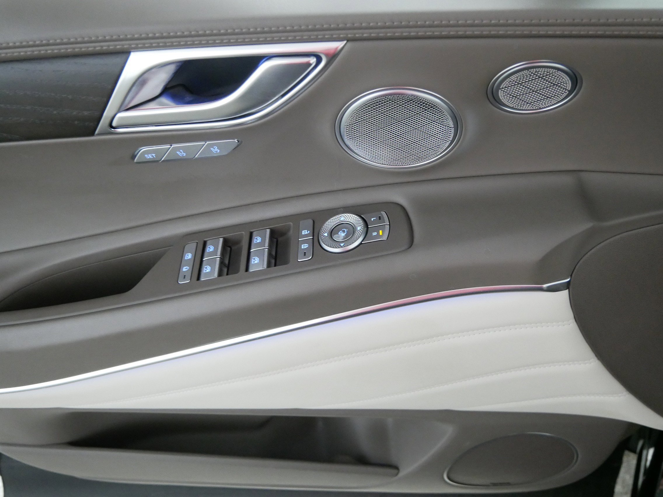 Used 2021 Genesis GV80 3.5T w/ Prestige Package 07 image 19