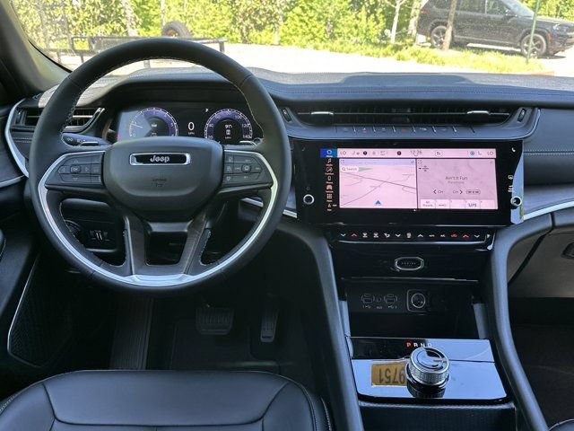New 2026 Jeep Grand Cherokee Limited w/ Limited Altitude Package RWD image 24