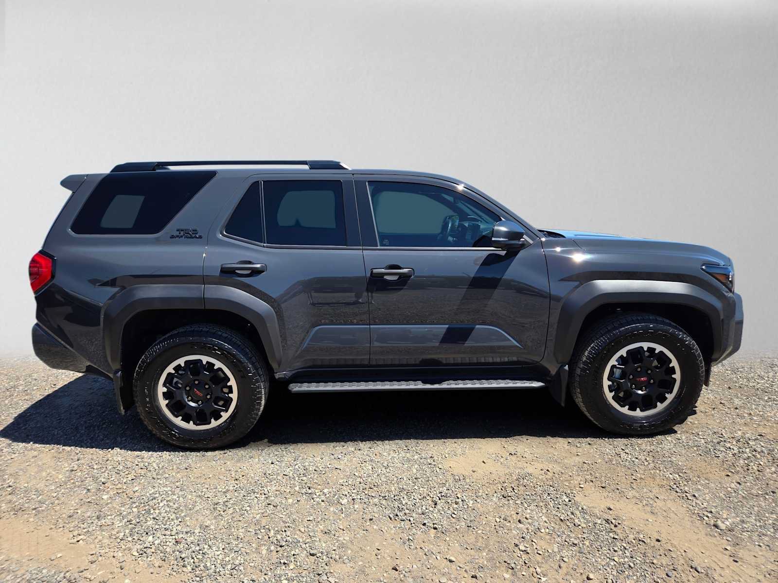 Certified 2025 Toyota 4Runner TRD Off-Road Premium AWD/4WD image 5
