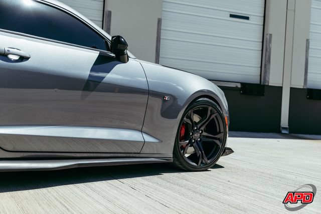 Used 2020 Chevrolet Camaro SS RWD image 36