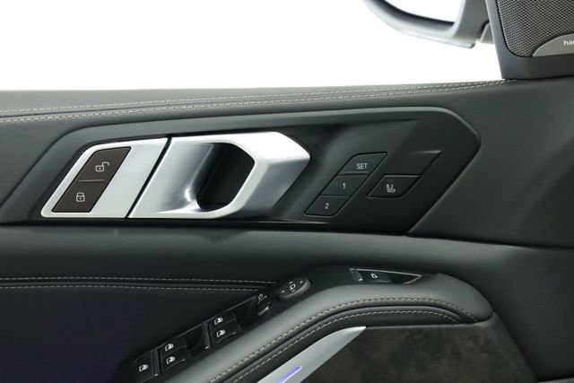 Used 2024 BMW X5 sDrive40i image 36
