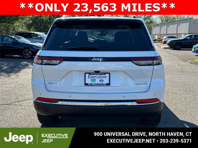 Certified 2022 Jeep Grand Cherokee Limited image 3