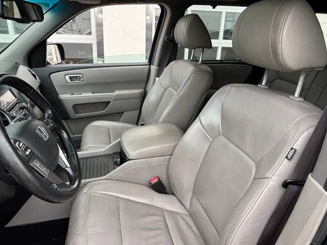 Used 2015 Honda Pilot Touring image 11