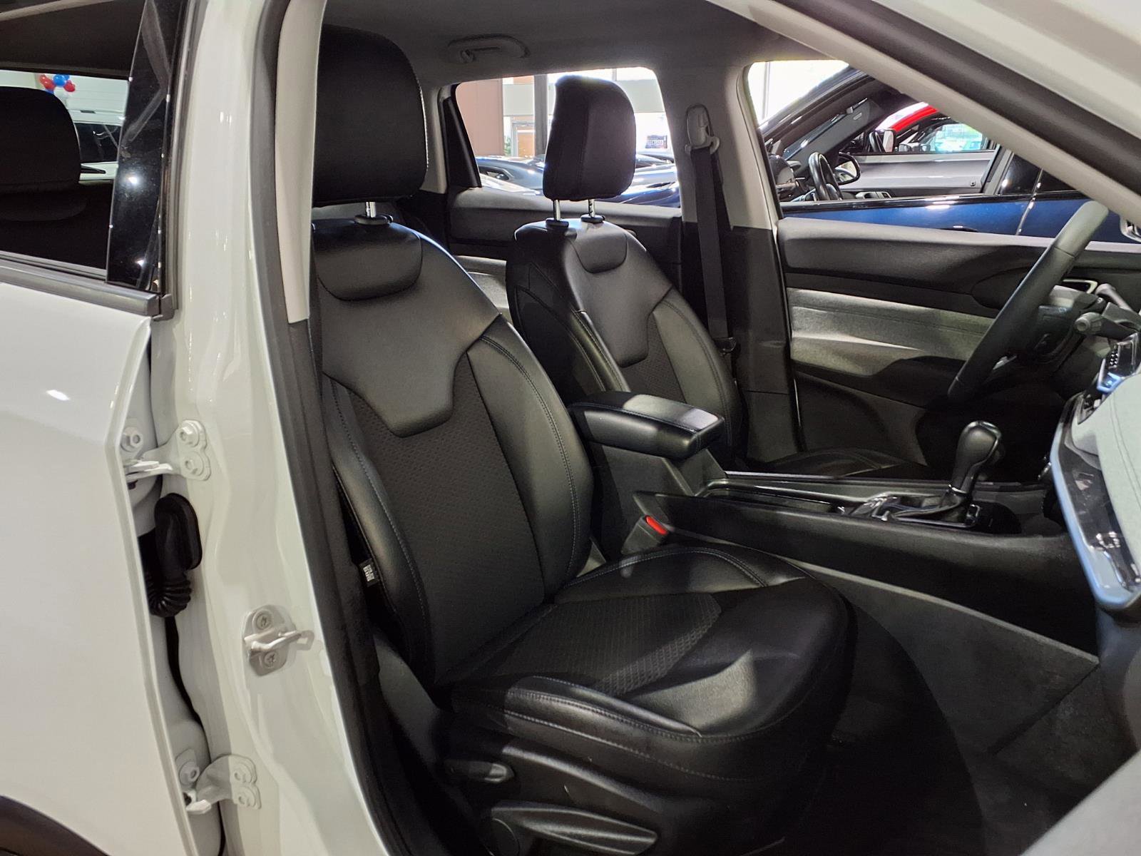 Used 2022 Jeep Compass Latitude AWD/4WD image 18