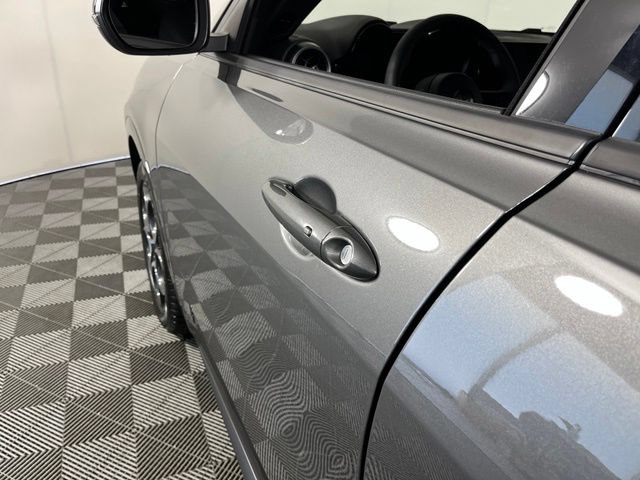Used 2026 Alfa Romeo Tonale AWD/4WD image 13