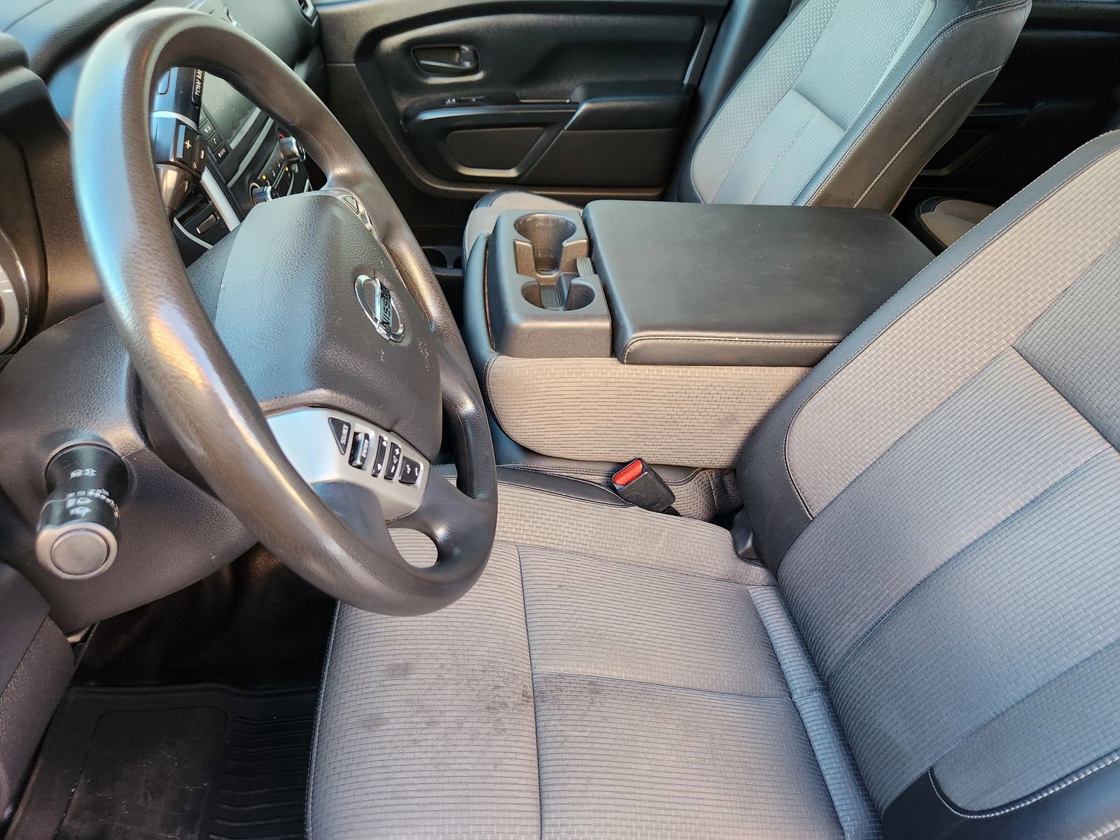 Used 2019 Nissan Titan S w/ S Utility Package image 15
