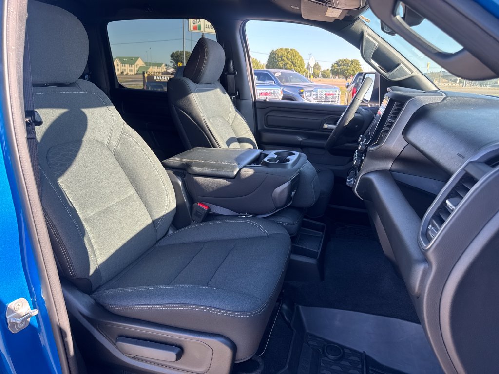 Used 2025 RAM 1500 Warlock AWD/4WD image 11