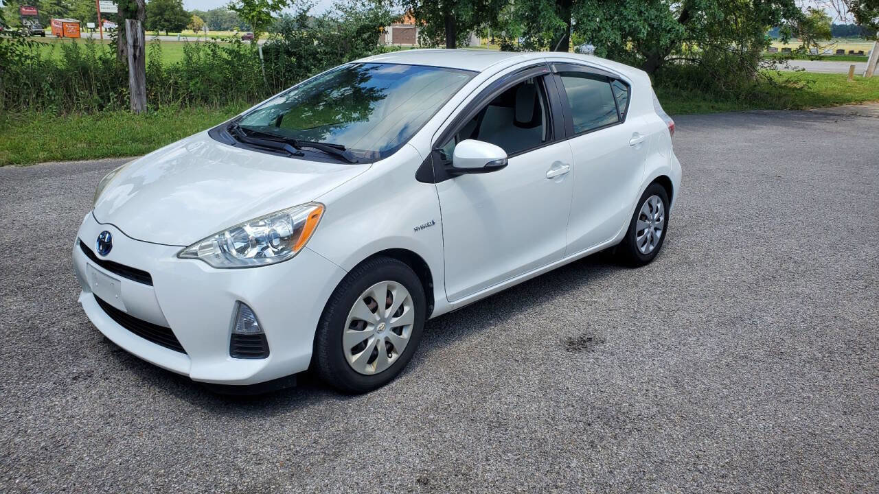 Used 2012 Toyota Prius C One image 18