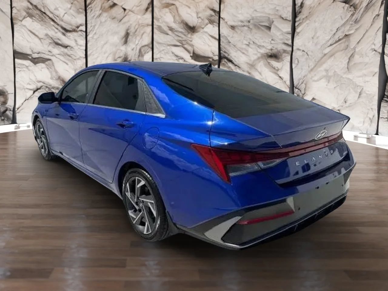 Used 2024 Hyundai Elantra Limited FWD image 3