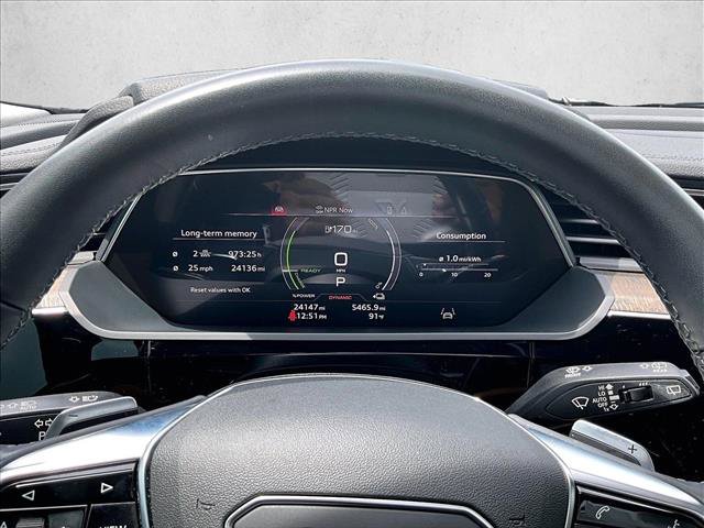Used 2022 Audi e-tron Premium AWD/4WD image 22