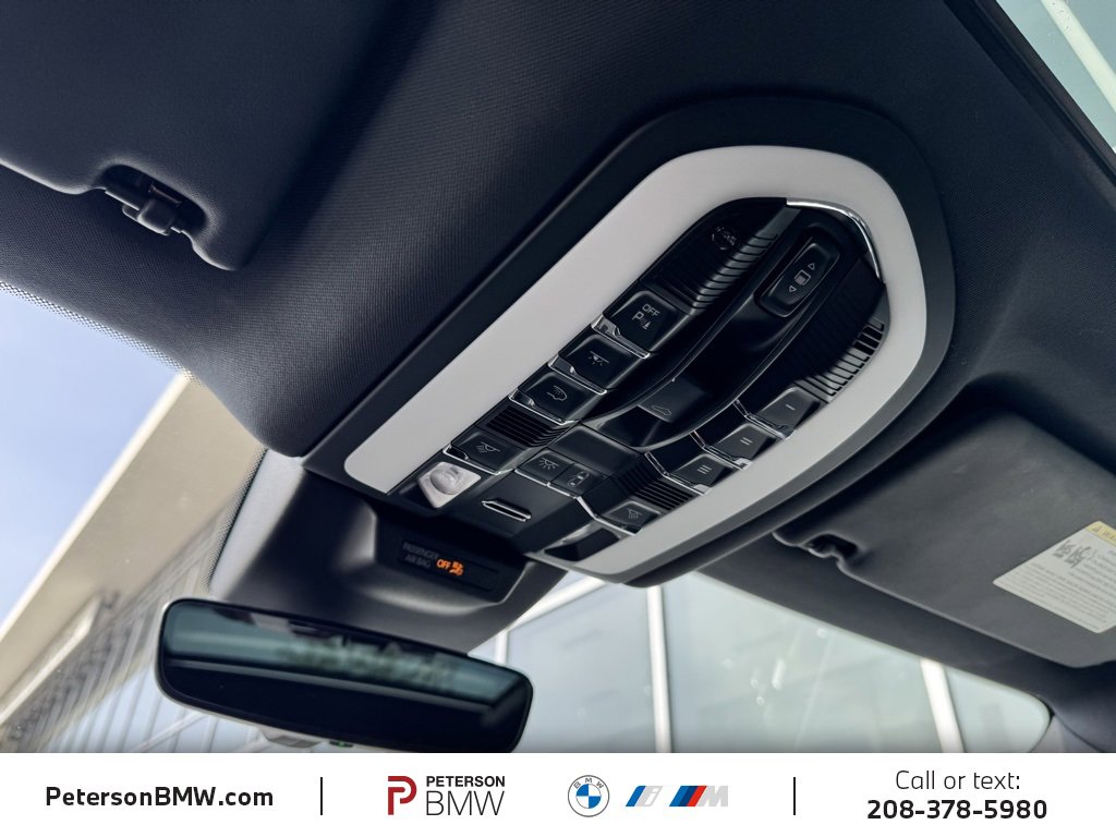 Used 2024 Porsche Macan image 35