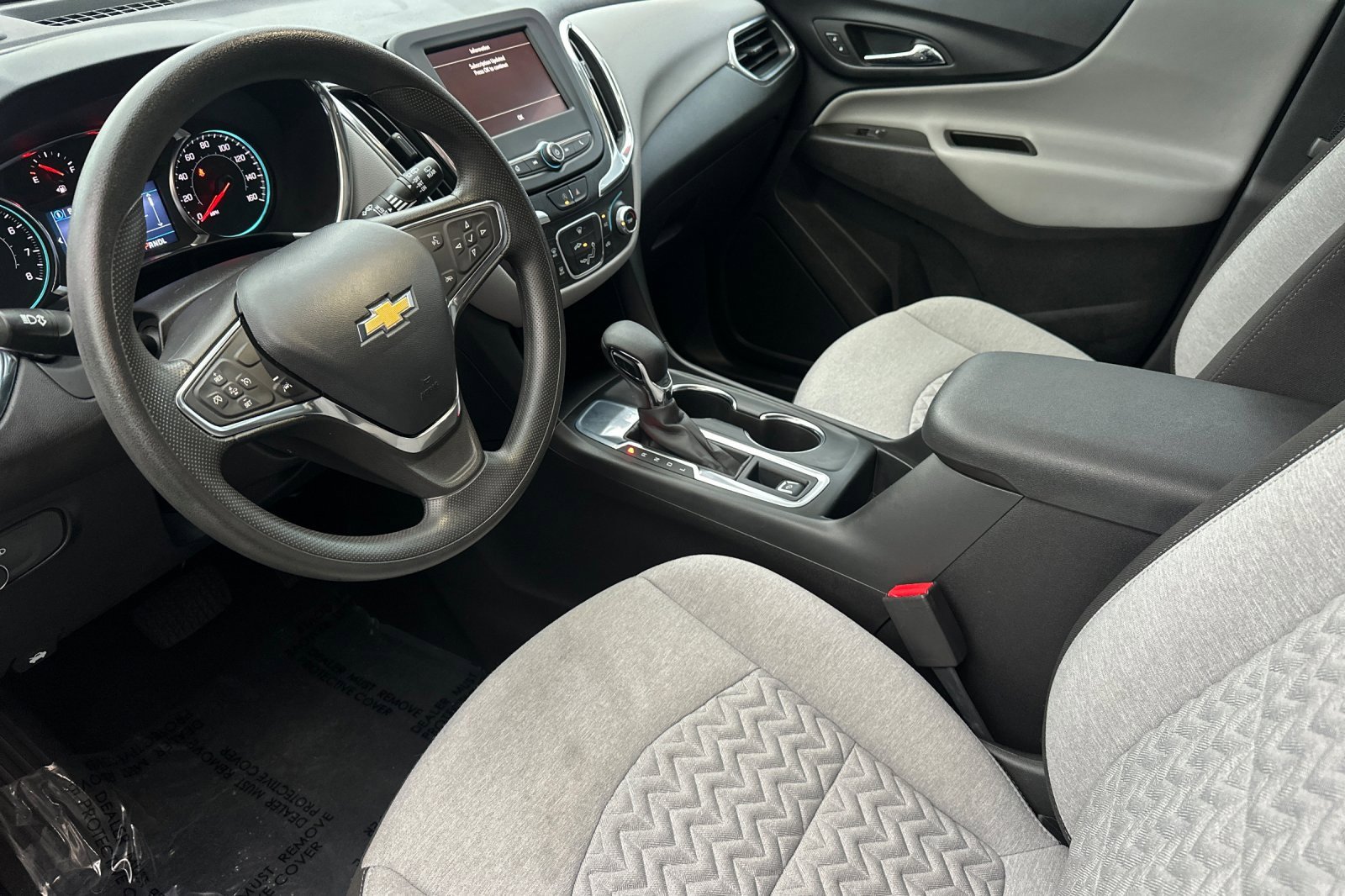 Used 2024 Chevrolet Equinox LS w/ LS Convenience Package image 10