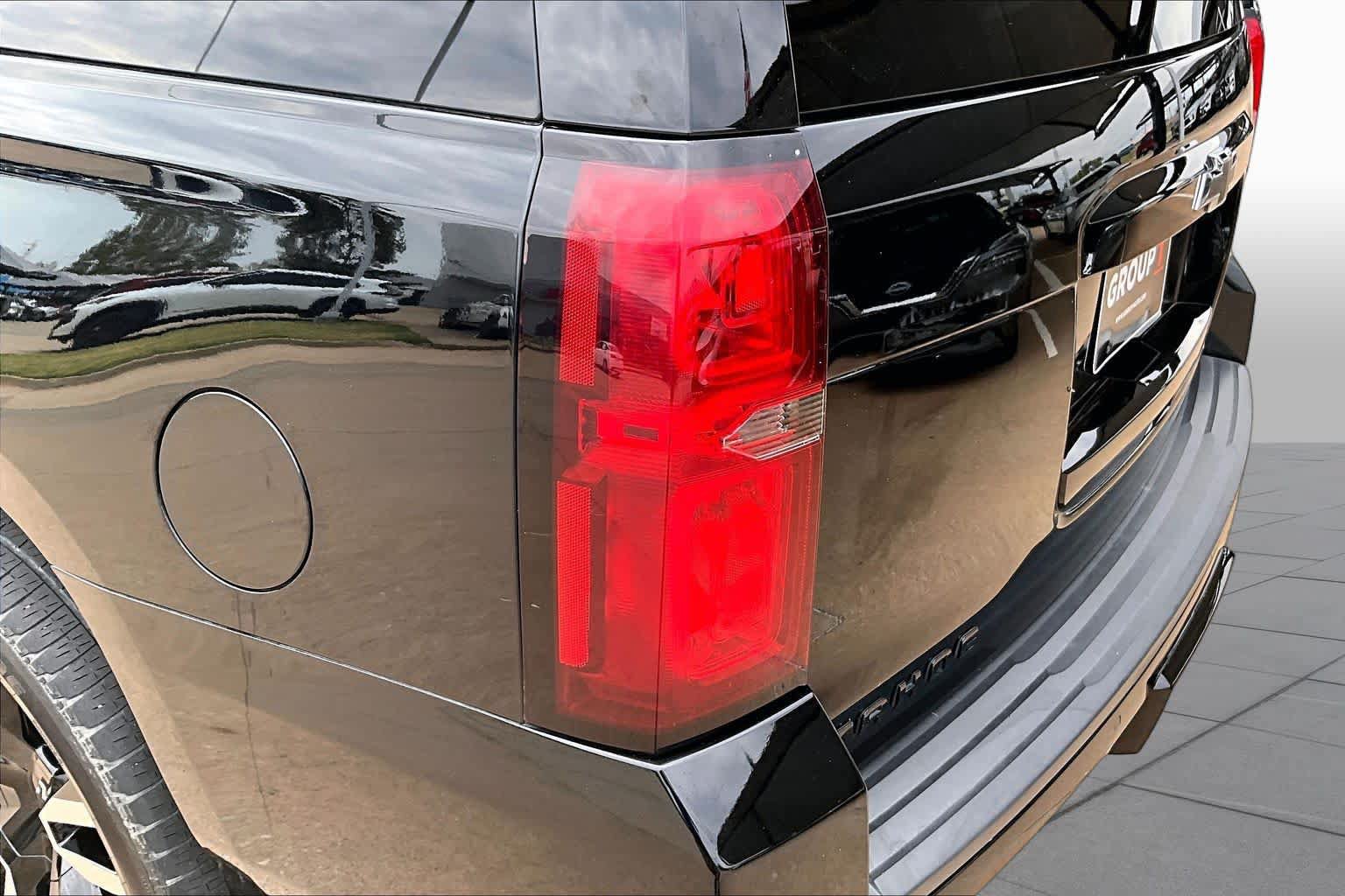 Used 2019 Chevrolet Tahoe Premier AWD/4WD image 27