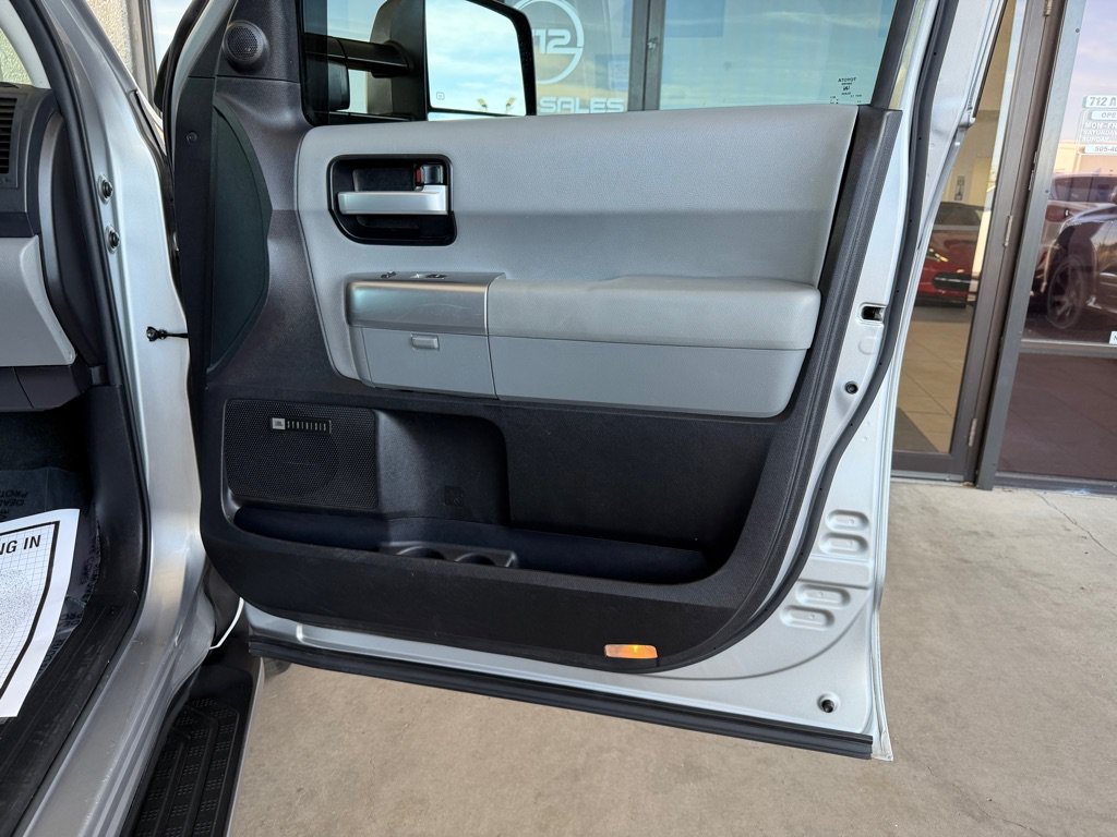 Used 2018 Toyota Sequoia Limited w/ Safety & Convenience Package AWD/4WD image 42