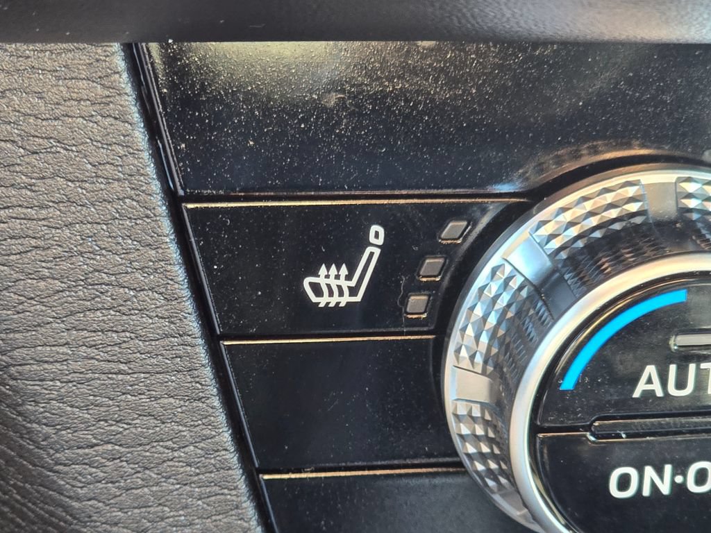 Used 2025 Mitsubishi Outlander SE AWD/4WD image 29