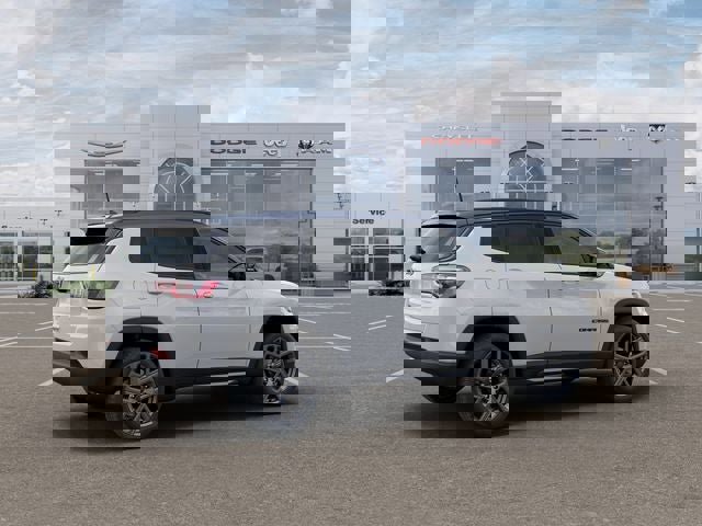 New 2026 Jeep Compass Limited image 4