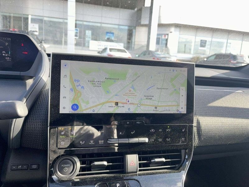 Used 2023 Toyota bZ4X Limited image 11