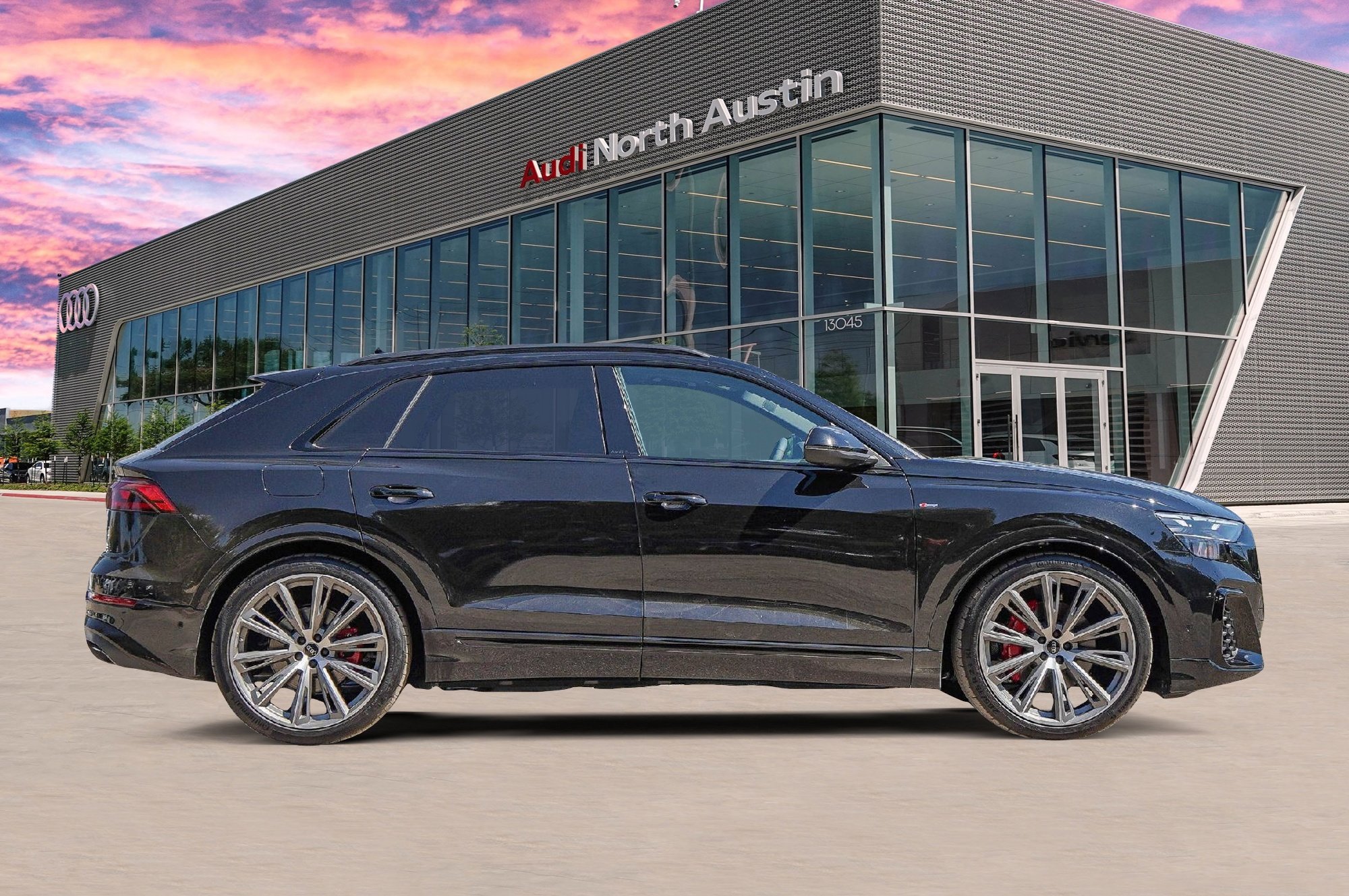 New 2026 Audi Q8 Prestige image 4