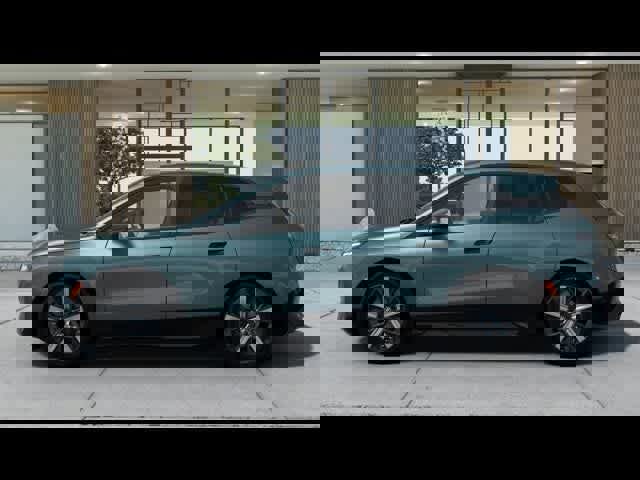 New 2025 BMW iX xDrive50 image 4