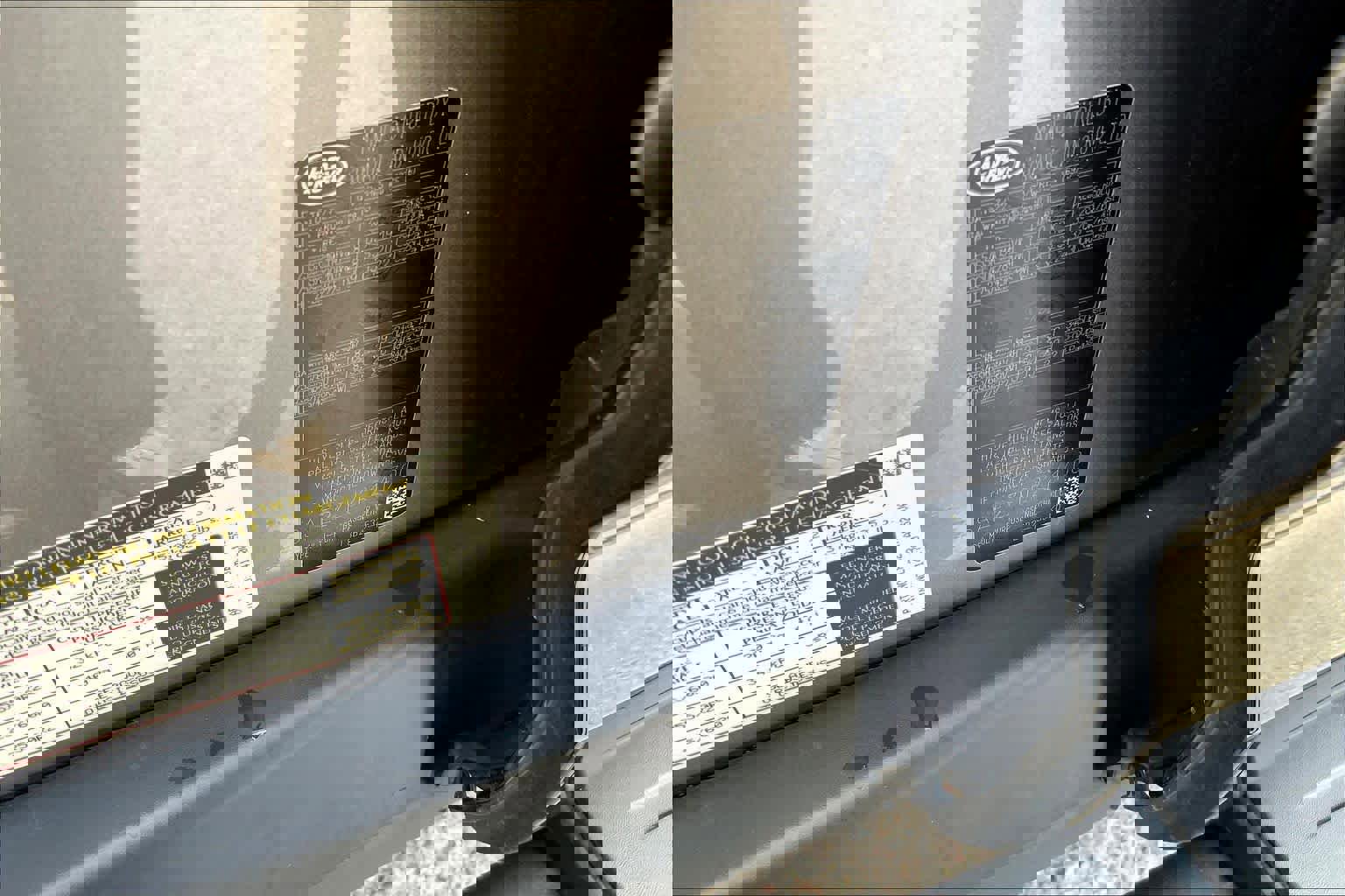 Used 2023 Land Rover Defender 110 X-Dynamic SE image 34