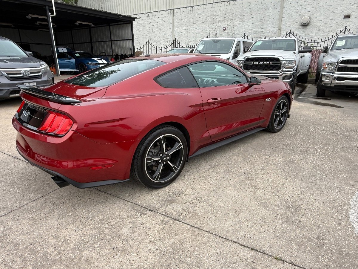Used 2016 Ford Mustang GT Premium w/ Enhanced Security Package RWD image 5