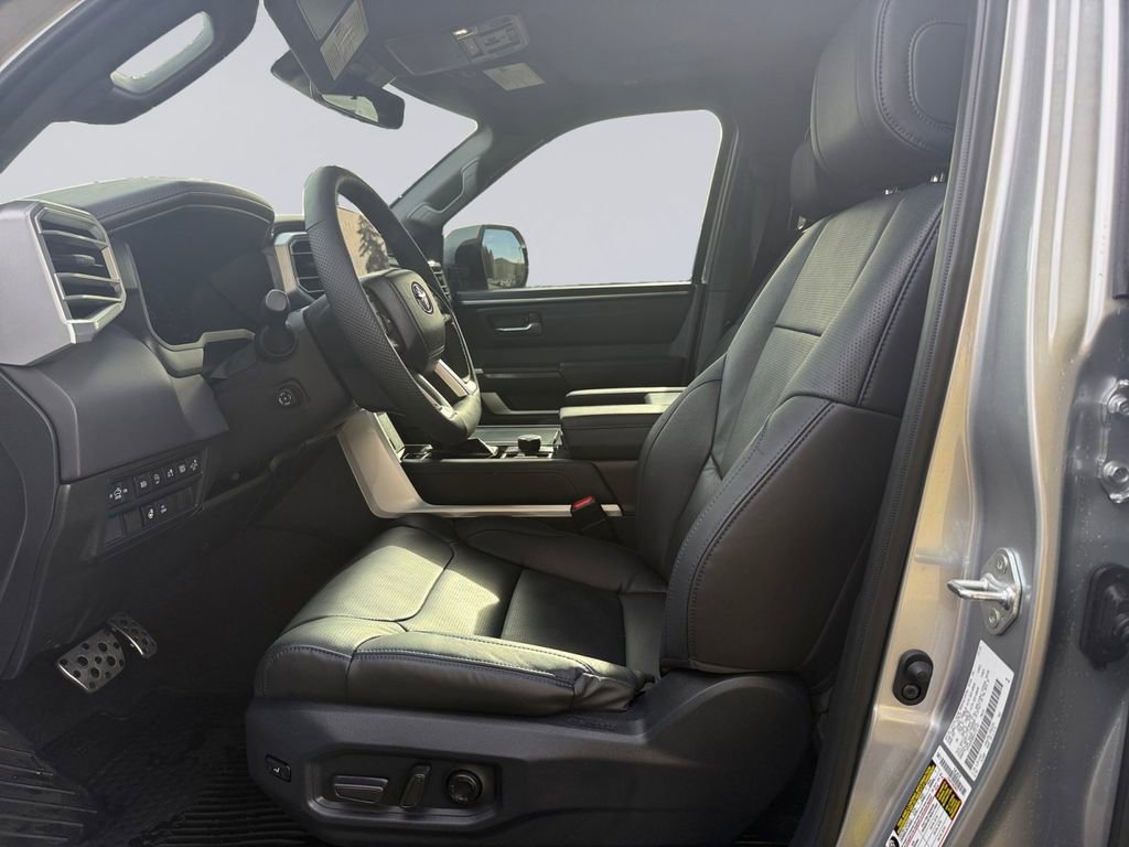 Used 2025 Toyota Tundra Platinum image 10