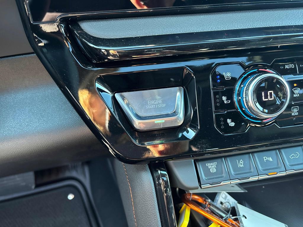 New 2026 GMC Sierra 2500 AT4 w/ Max Trailering Package image 28