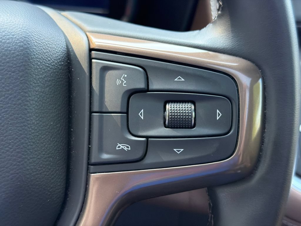 Used 2024 Chevrolet Tahoe High Country AWD/4WD image 26