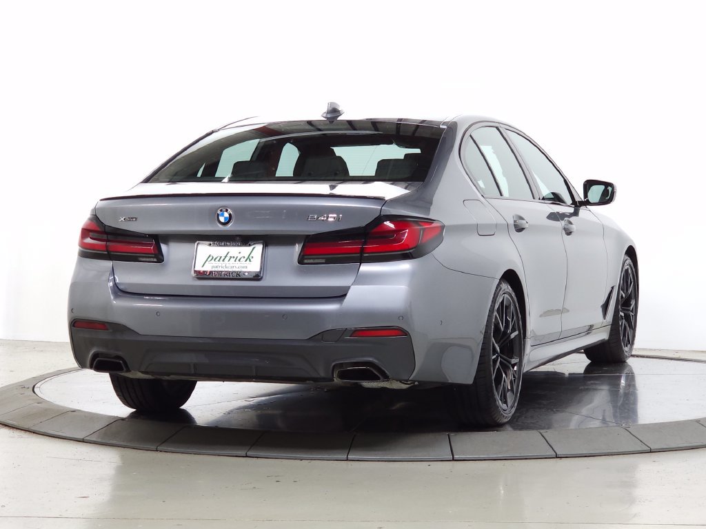 Used 2023 BMW 540i xDrive w/ Executive Package AWD/4WD image 9