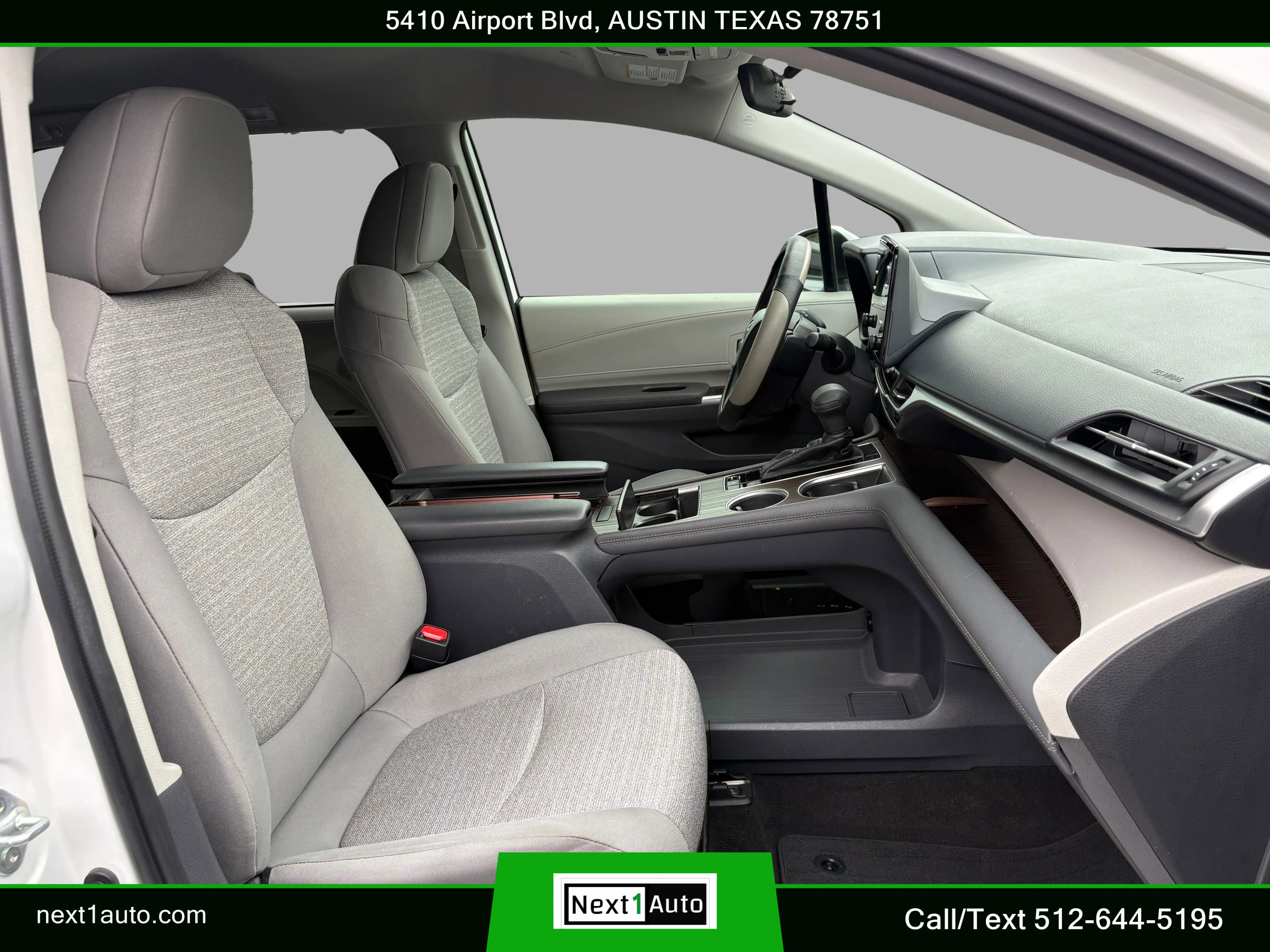 Used 2021 Toyota Sienna LE image 29