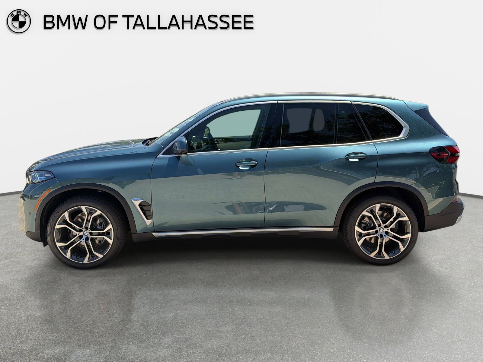 New 2026 BMW X5 sDrive40i RWD image 8