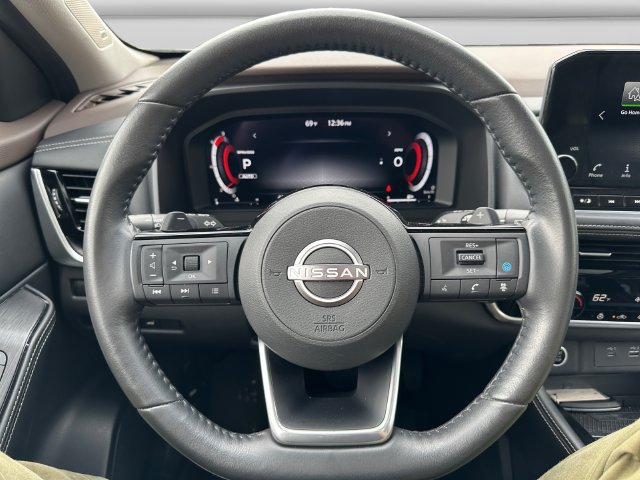 Used 2023 Nissan Rogue Platinum AWD/4WD image 13